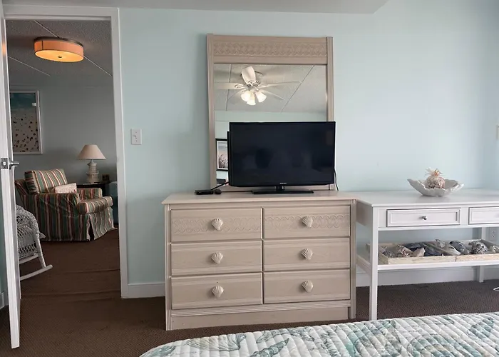 Apartment Family Friendly 2br, Amazing Unobstructed Ocean View,huge Balcony, Pool *